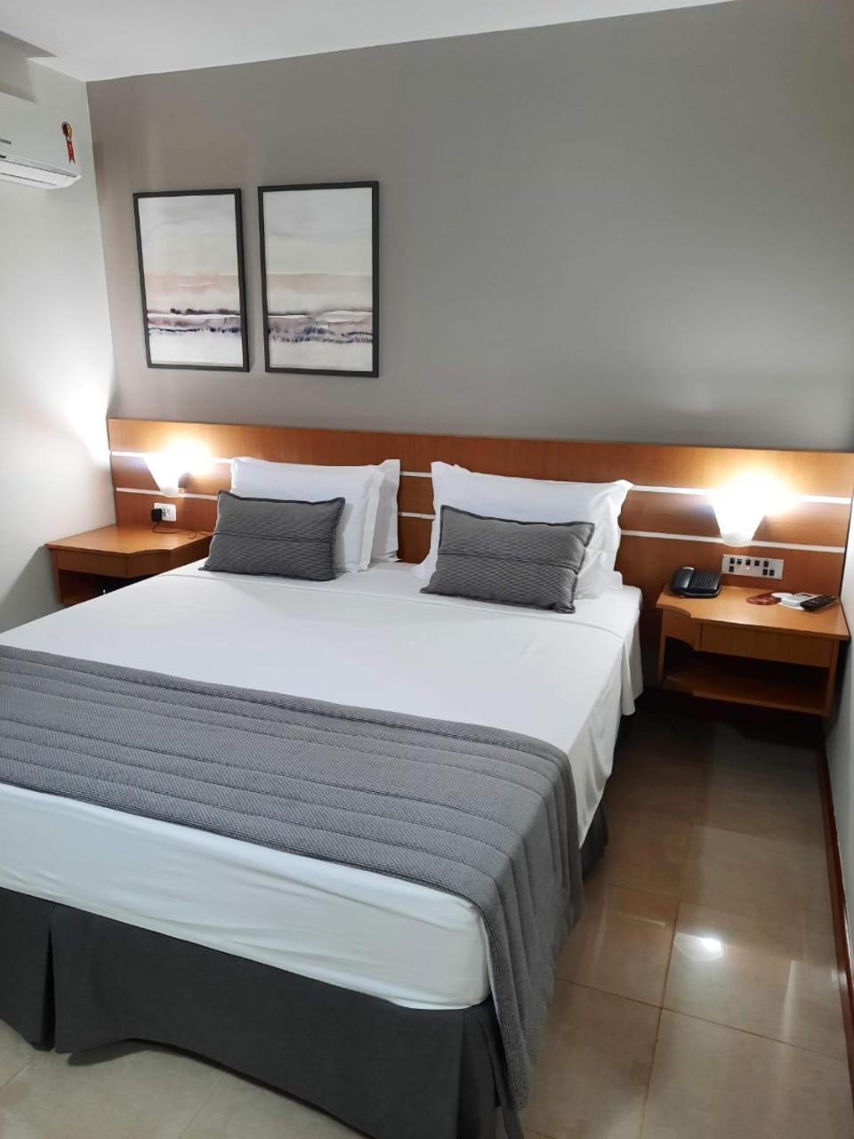 Copas Executive Hotel Cascavel  Exteriör bild