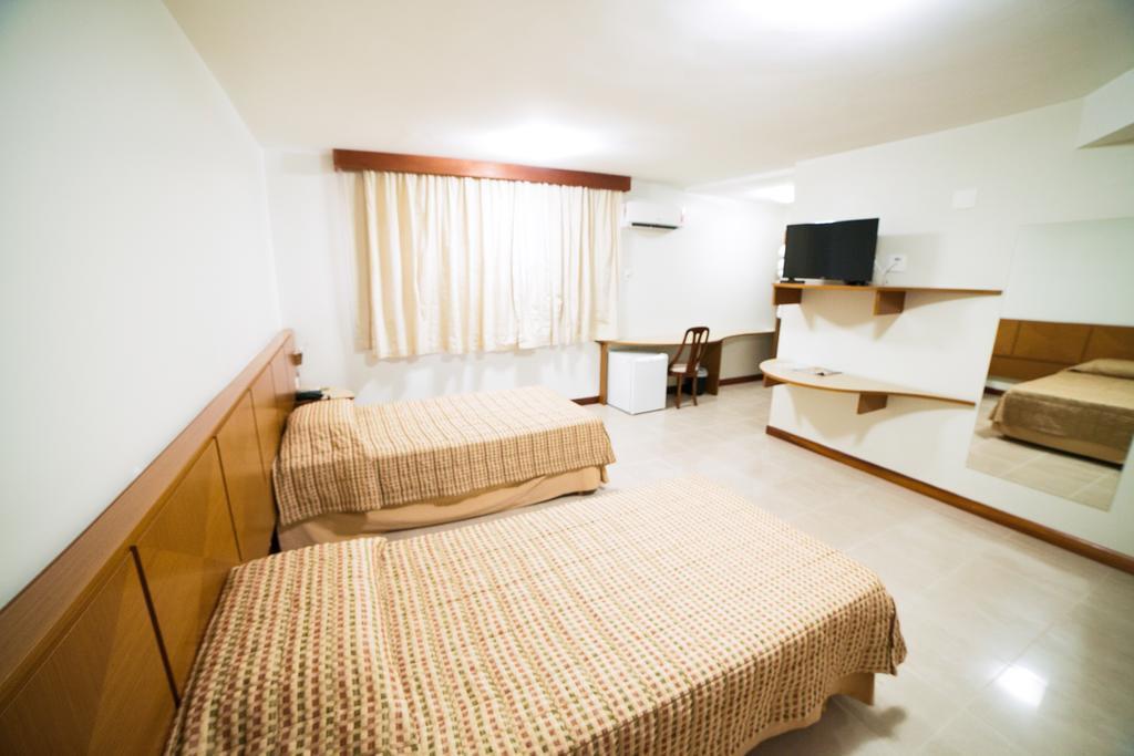 Copas Executive Hotel Cascavel  Exteriör bild