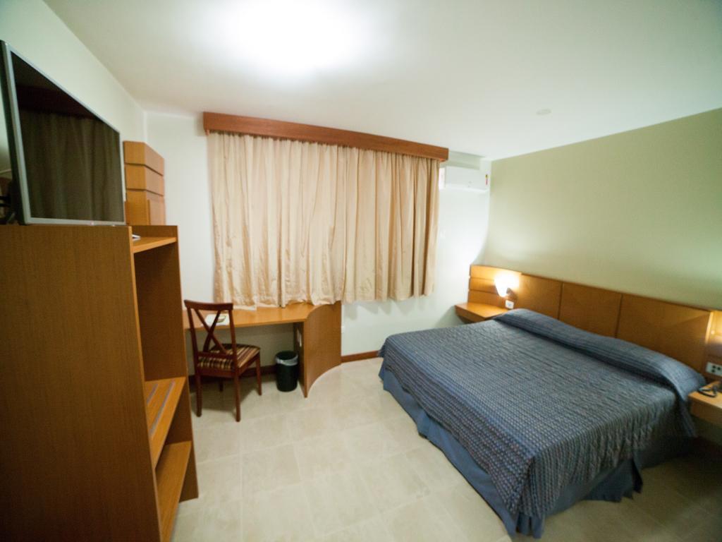Copas Executive Hotel Cascavel  Exteriör bild