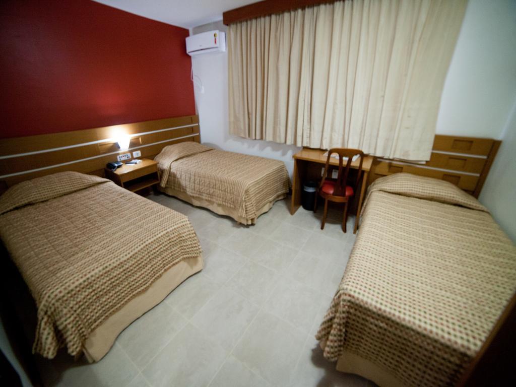 Copas Executive Hotel Cascavel  Exteriör bild