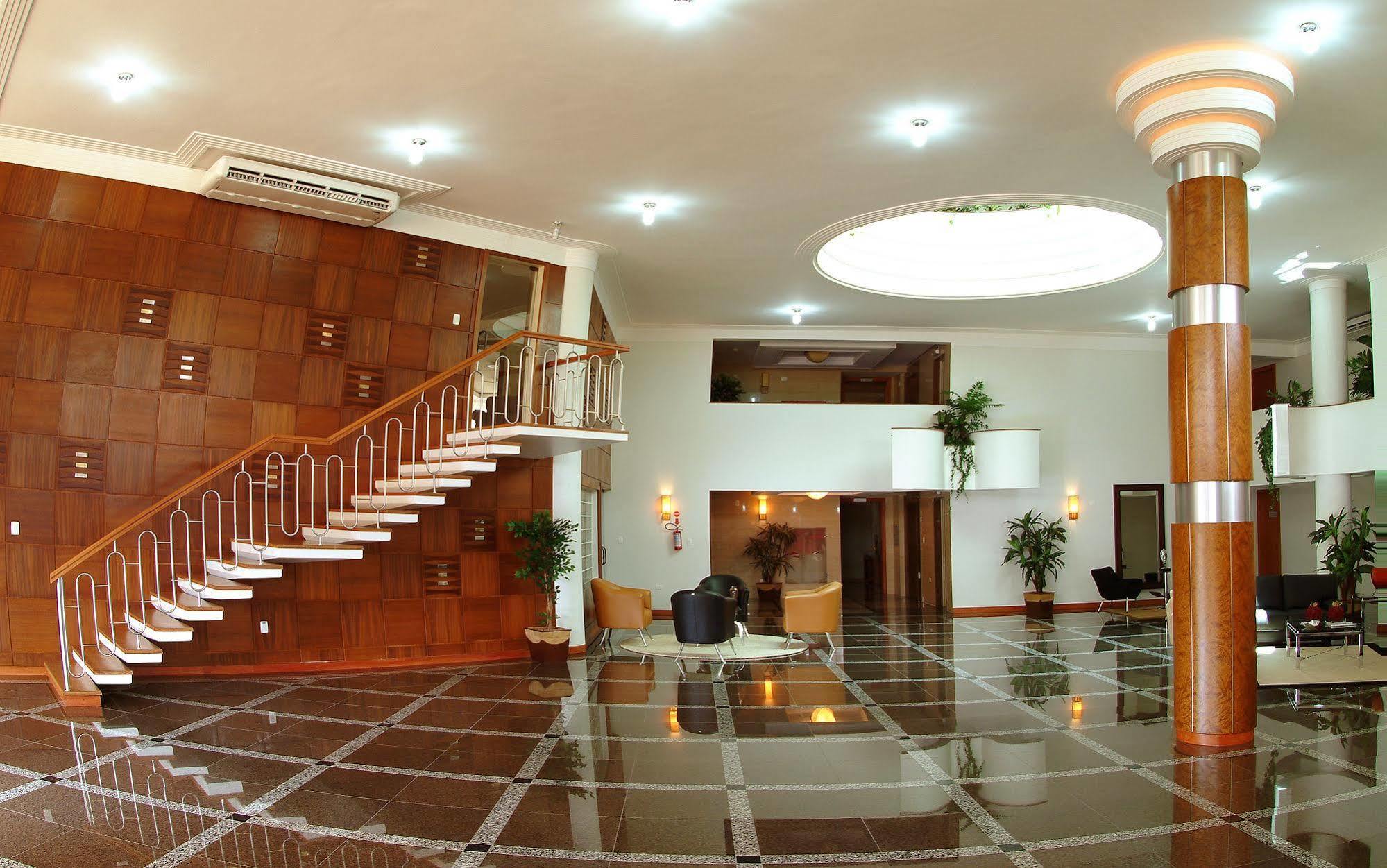 Copas Executive Hotel Cascavel  Exteriör bild